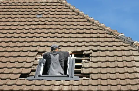 Pose de velux - La Chapelle-sur-Aveyron